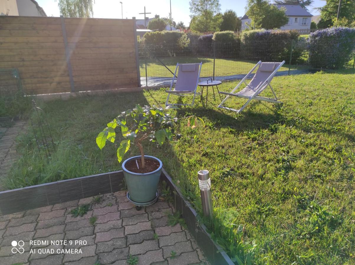 Chez Driss Apartment Crevin ภายนอก รูปภาพ