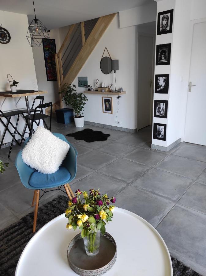 Chez Driss Apartment Crevin ภายนอก รูปภาพ