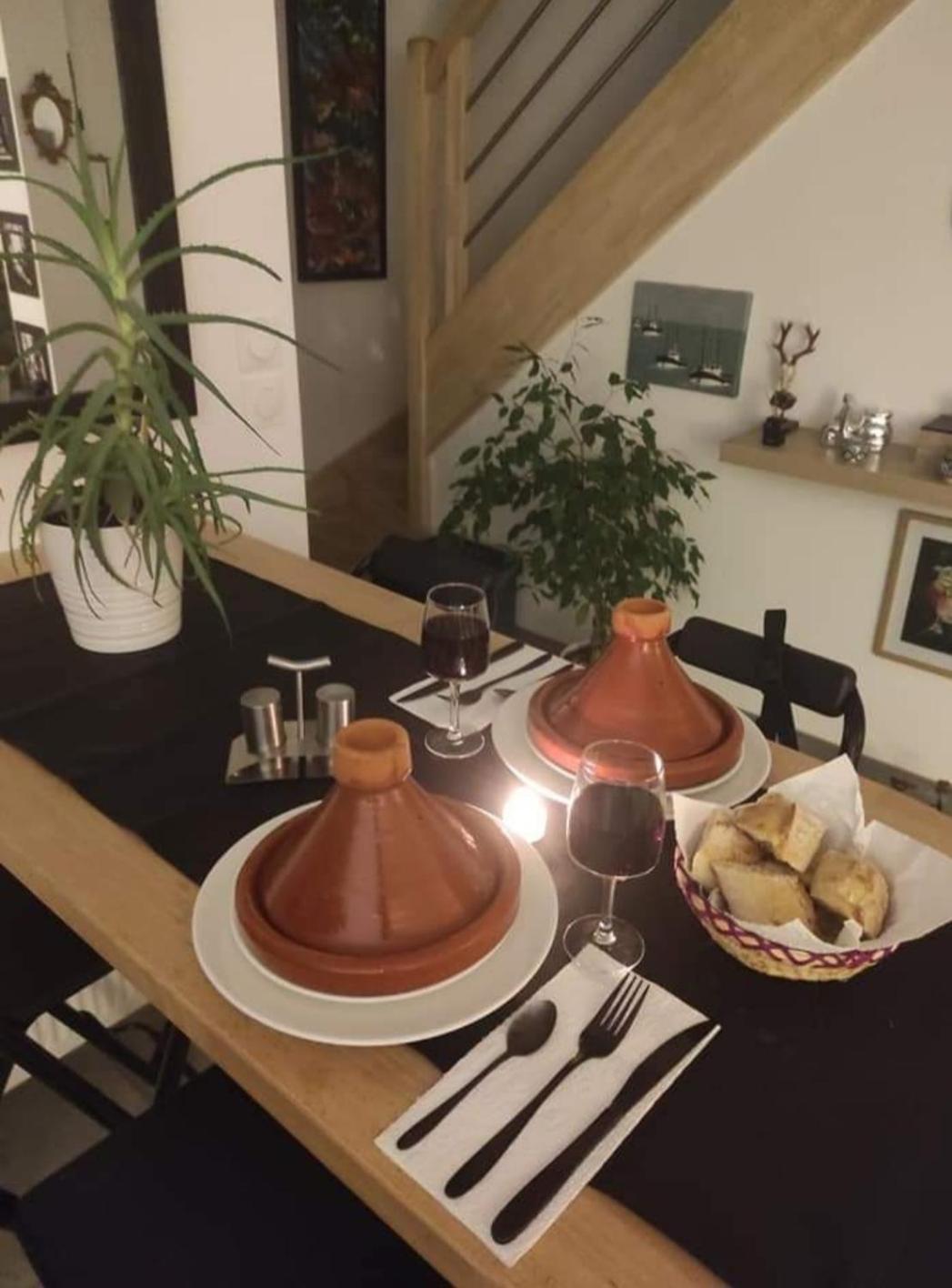 Chez Driss Apartment Crevin ภายนอก รูปภาพ